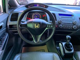 Foto 10 - Honda Civic New Civic LXS 1.8 16V (Flex) automático
