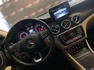 Foto 10 - Mercedes-Benz GLA GLA 200 Style manual
