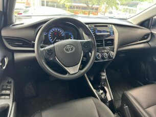 Foto 3 - Toyota Yaris Sedan Yaris Sedan 1.5 XL Plus Tech CVT (Flex) automático