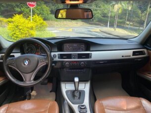Foto 9 - BMW Série 3 325i (aut) automático