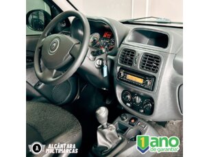 Foto 2 - Renault Clio Clio Authentique 1.0 16V (Flex) 4p manual