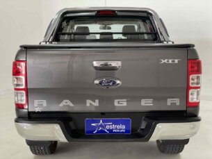 Foto 6 - Ford Ranger (Cabine Dupla) Ranger 3.2 XLT CD 4x4 (Aut) automático