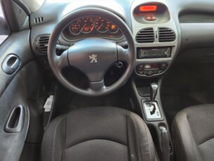 Foto 10 - Peugeot 206 206 Hatch. Feline Automatic 1.6 16V (flex) automático