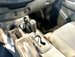 Foto 5 - Toyota Hilux Cabine Dupla Hilux 3.0 TDI 4x4 CD SR automático