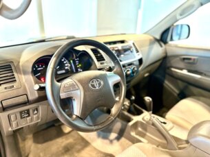 Foto 7 - Toyota Hilux Cabine Dupla Hilux 3.0 TDI 4x4 CD SR automático