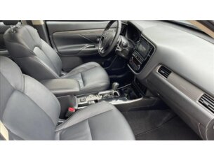 Foto 8 - Mitsubishi Outlander Outlander 3.0 V6 HPE-S 4WD automático