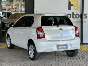 Foto 4 - Toyota Etios Hatch Etios X Plus 1.5 (Flex) manual