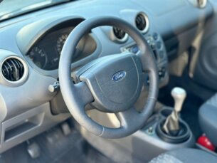 Foto 7 - Ford Fiesta Hatch Fiesta Hatch Supercharger 1.0 8V manual