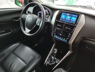 Foto 6 - Toyota Yaris Hatch Yaris 1.5 X-Way Connect CVT automático