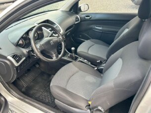 Foto 9 - Peugeot 207 207 Hatch XR 1.4 8V (flex) 2p manual