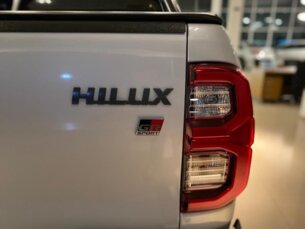 Foto 8 - Toyota Hilux Cabine Dupla Hilux CD 2.8 TDI GR-S 4WD automático