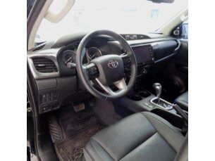 Foto 9 - Toyota Hilux Cabine Dupla Hilux 2.8 TDI CD SRX 4x4 (Aut) automático