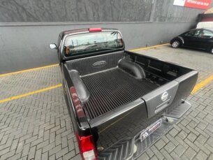 Foto 6 - NISSAN FRONTIER Frontier XE 4x2 2.5 16V (cab. dupla) manual