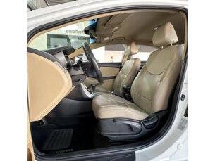 Foto 8 - Hyundai Elantra Elantra Sedan 1.8 GLS (aut) automático