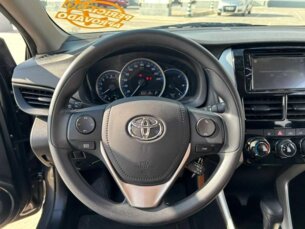 Foto 9 - Toyota Yaris Sedan Yaris Sedan 1.5 XL Live CVT manual