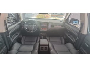 Foto 10 - Mitsubishi Outlander Outlander 3.0 V6 HPE-S 4WD 7L automático