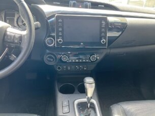 Foto 6 - Toyota Hilux Cabine Dupla Hilux 2.8 TDI CD SRX 4x4 (Aut) manual