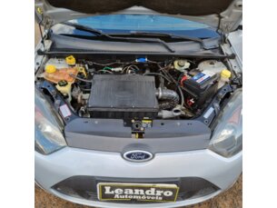 Foto 9 - Ford Fiesta Sedan Fiesta Sedan 1.6 Rocam (Flex) manual