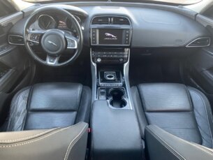 Foto 4 - Jaguar XE XE 2.0 GTDI R-Sport automático