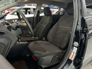 Foto 10 - Ford Fiesta Hatch Fiesta Hatch SE 1.0 RoCam (Flex) automático