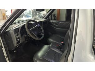 Foto 7 - Chevrolet S10 Cabine Simples S10 Advantage 4x2 2.4 (Flex) (Cab Simples) manual