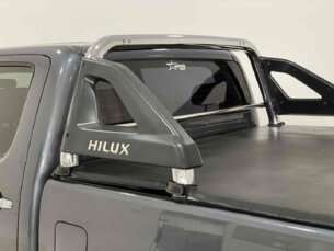 Foto 8 - Toyota Hilux Cabine Dupla Hilux 2.7 Flex 4x2 CD SR (Aut) automático