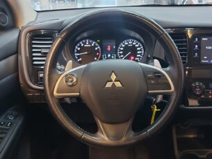 Foto 7 - Mitsubishi Outlander Outlander 2.0 16V CVT automático