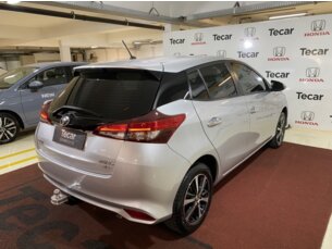 Foto 2 - Toyota Yaris Hatch Yaris 1.5 XLS CVT (Flex) automático