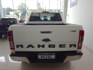 Foto 6 - Ford Ranger (Cabine Dupla) Ranger 3.2 CD XLT 4x4 automático
