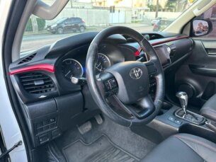 Foto 4 - Toyota Hilux Cabine Dupla Hilux 2.8 TDI SR CD Challenge 4x4 (Aut) automático