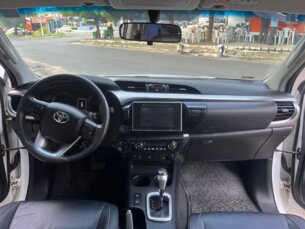 Foto 6 - Toyota Hilux Cabine Dupla Hilux 2.8 TDI SRV CD 4x4 (Aut) automático