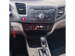 Foto 8 - Honda Civic Civic LXS 1.8 i-VTEC (Flex) automático