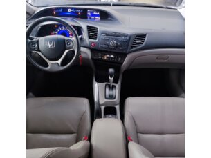 Foto 9 - Honda Civic Civic LXS 1.8 i-VTEC (Flex) automático
