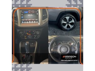 Foto 10 - Jeep Compass Compass 2.0 Limited (Aut) (Flex) automático