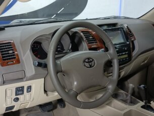Foto 4 - Toyota SW4 Hilux SW4 SRV 4x4 3.0 Turbo  (aut) automático