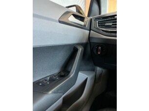 Foto 10 - Volkswagen Polo Polo 1.0 200 TSI Comfortline (Aut) automático