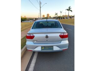 Foto 3 - Volkswagen Voyage Voyage 1.0 manual