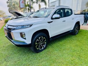 Foto 3 - Mitsubishi L200 Triton L200 Triton Sport 2.4 D HPE-S 4WD (Aut) automático