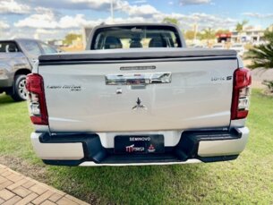 Foto 6 - Mitsubishi L200 Triton L200 Triton Sport 2.4 D HPE-S 4WD (Aut) automático