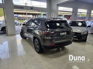 Foto 2 - Jeep Compass Compass 1.3 T270 Longitude automático