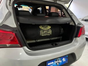 Foto 8 - Chevrolet Onix Onix 1.0 LT SPE/4 manual