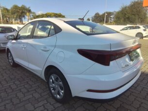 Foto 4 - Hyundai HB20S HB20S 1.0 Comfort Plus manual