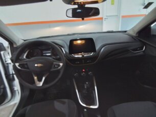 Foto 9 - Chevrolet Onix Onix 1.0 Turbo LT manual