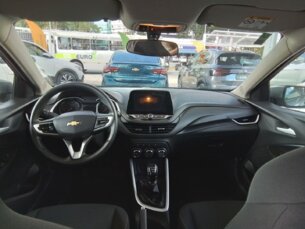 Foto 9 - Chevrolet Onix Onix 1.0 Turbo LT manual