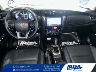 Foto 5 - Toyota SW4 SW4 2.8 TDI SRX 7L 4WD automático