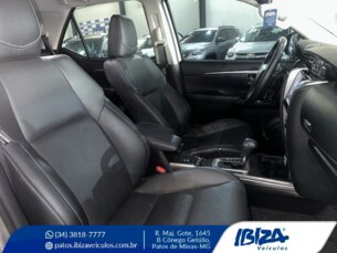 Foto 10 - Toyota SW4 SW4 2.8 TDI SRX 7L 4WD automático