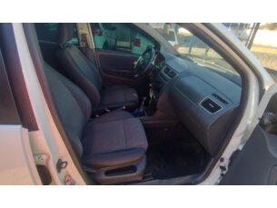 Foto 8 - Volkswagen Fox Fox 1.0 TEC (Flex) 4p manual