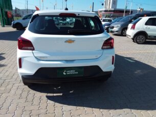 Foto 5 - Chevrolet Onix Onix 1.0 LT manual