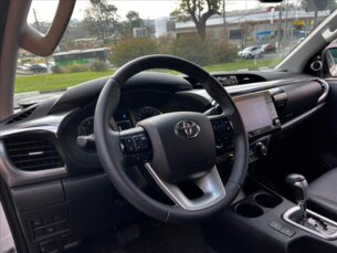 Foto 9 - Toyota Hilux Cabine Dupla Hilux CD 2.8 TDI SRX 4WD (Aut) automático
