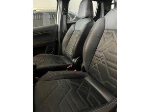 Foto 6 - Fiat Strada Strada Cabine Dupla Volcano manual